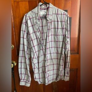Men’s button down long sleeve